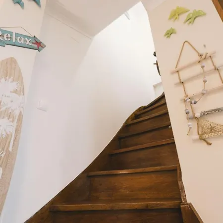 71 - Casa Ondas Peniche